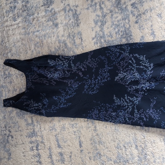 Dress - Picture 1 of 1